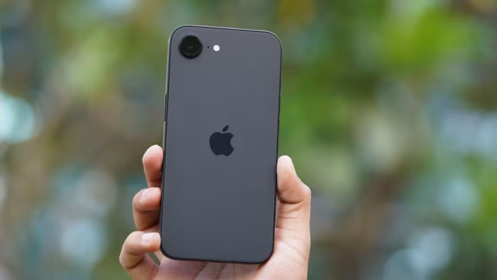Apple iPhone 18 Review